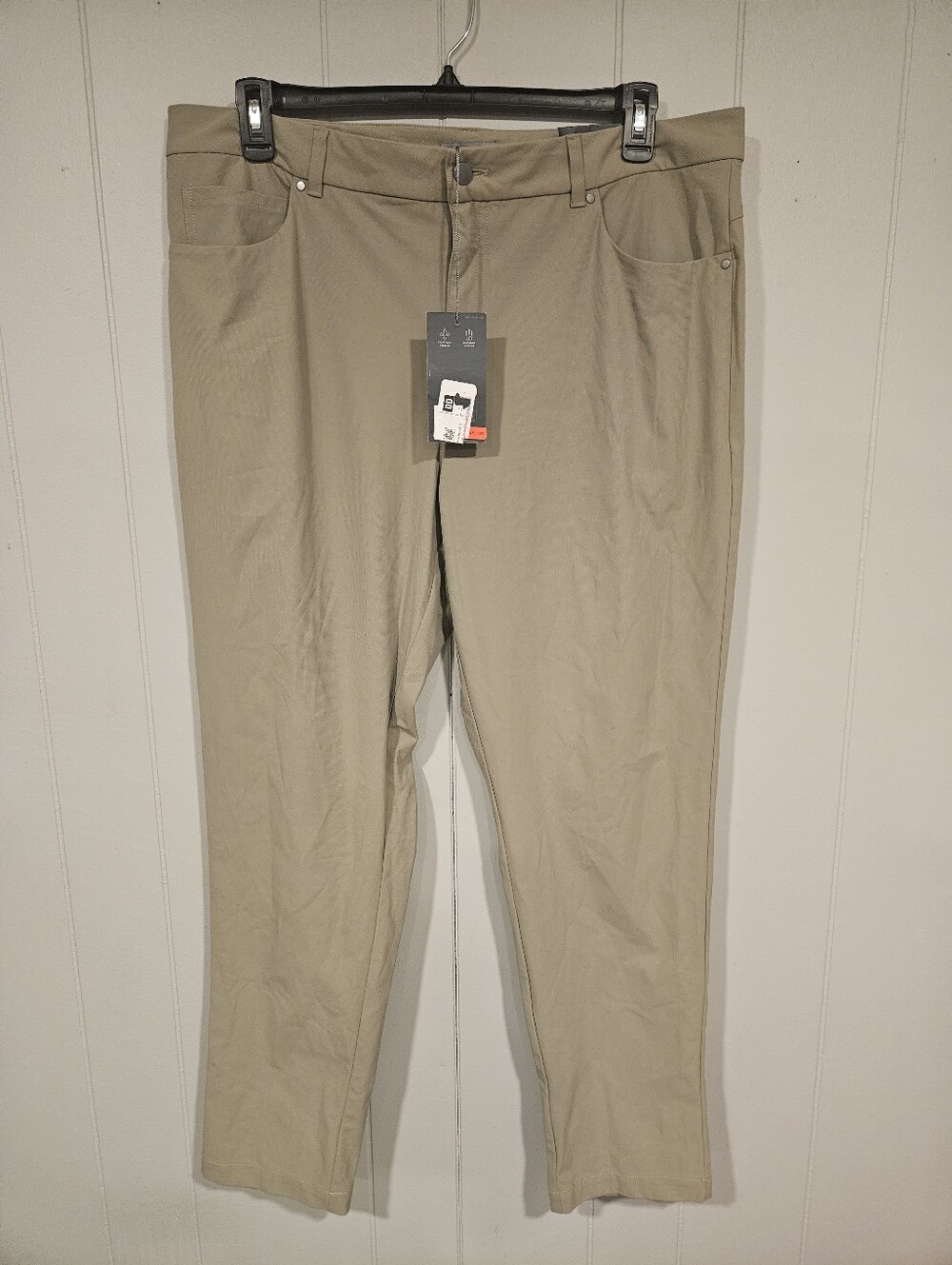 VRST Mens Performance Stretch Casual Pants 40x32 Tan Slim Fit Performance NWT